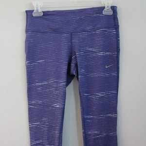 nike blue patterned cropped leggings